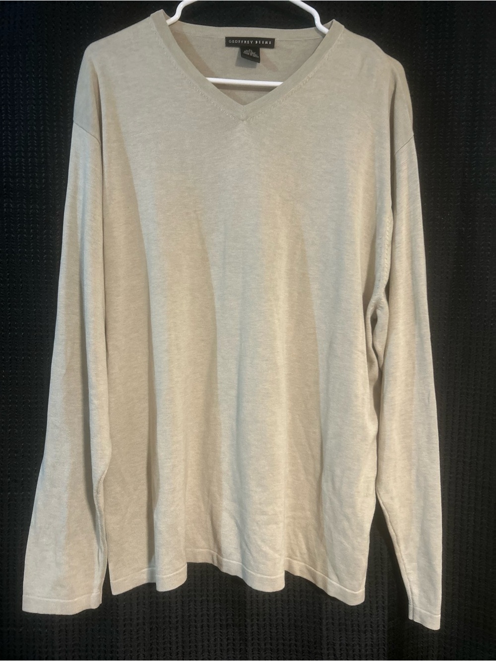 Geoffrey Beene Men's V-Neck Sweater in Light Beige